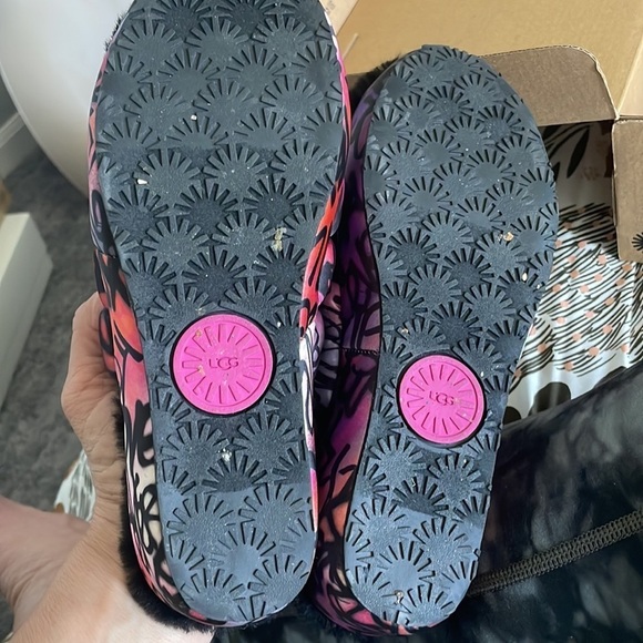 Ugg yeah‎ puff graffiti wedge slipper/shoe 5 - Picture 9 of 11